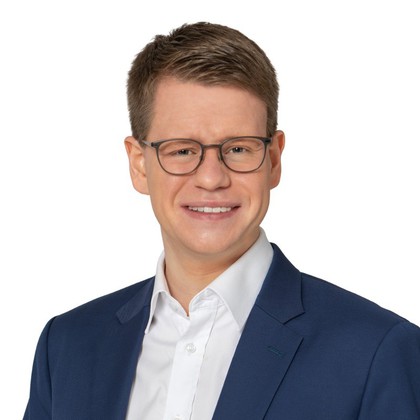 MdB mit denen Ing. Goebel neuerdings auf LinkedIN verbunden ist