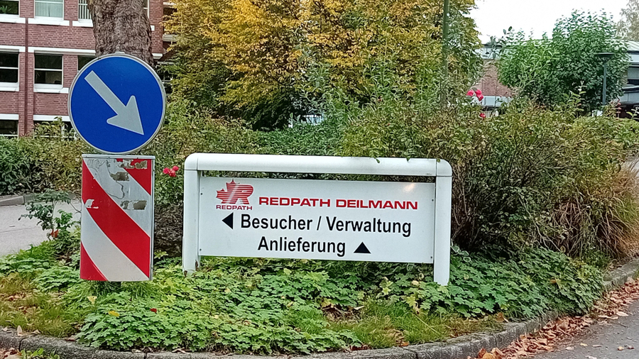>>> Heute war Gespräch mit Herrn Pütz - Leiter Angebotsbearbeitung bei Fa. Redpath-Deilmann in Dortmund. - Es stellte sich heraus das vor- her noch DBHD Schacht-Grundriss-Fragen zu bearbeiten sind - Danke.>>> Heute war Gespräch mit Herrn Pütz - Leiter Ang