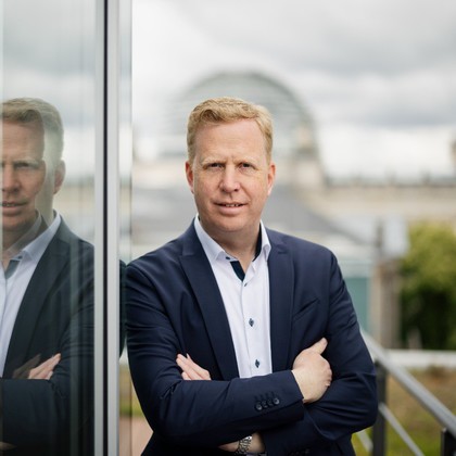 >>> https://lnkd.in/dGhuc-WN - Sehr geehrter Herr Henning Rehbaum MdB - Danke sehr für LinkedIN - Hinweise zu den DBE BGE Bröckel-ton-Interessen im LinkedIN Chat - Mit besten Grüssen - Ing. V. Goebel - DBHD