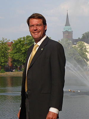 Ing. Goebe mit 40 - aus einem OB Wahlkampf in einer Landeshauptstadt