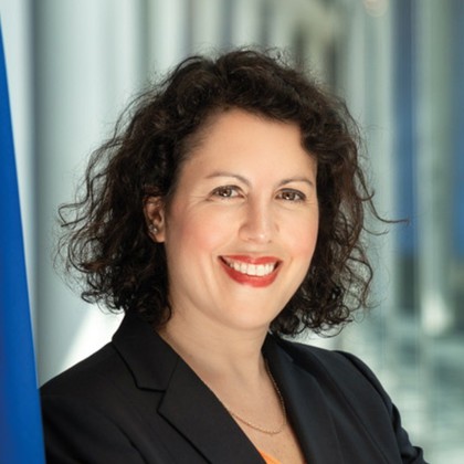 >>> https://lnkd.in/d4UwRNtg - Sehr geehrte Frau Ripa - Mitglied Europa-Parlament - Danke sehr für LinkedIn - Thema NaPro DE im Chat - Mit besten Grüssen von Ing. Goebel - Endlager-Planer DBHD - Erfolg nach 14 Jahren !!