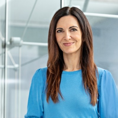 >>> https://lnkd.in/ejhnwmS3 - Sehr geehrte Frau TV-Journalistin Jessica Zahedi - ZDF Mainz - Rheinland-Pfalz Geologien uninteressant - Danke sehr für LinkedIn- Mit den besten Grüssen zum Jahreswechsel - Volker Goebel