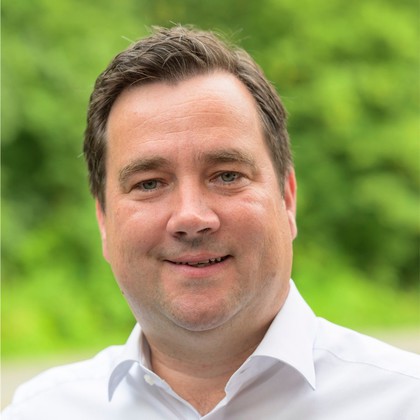 MdB mit denen Ing. Goebel neuerdings auf LinkedIN verbunden ist