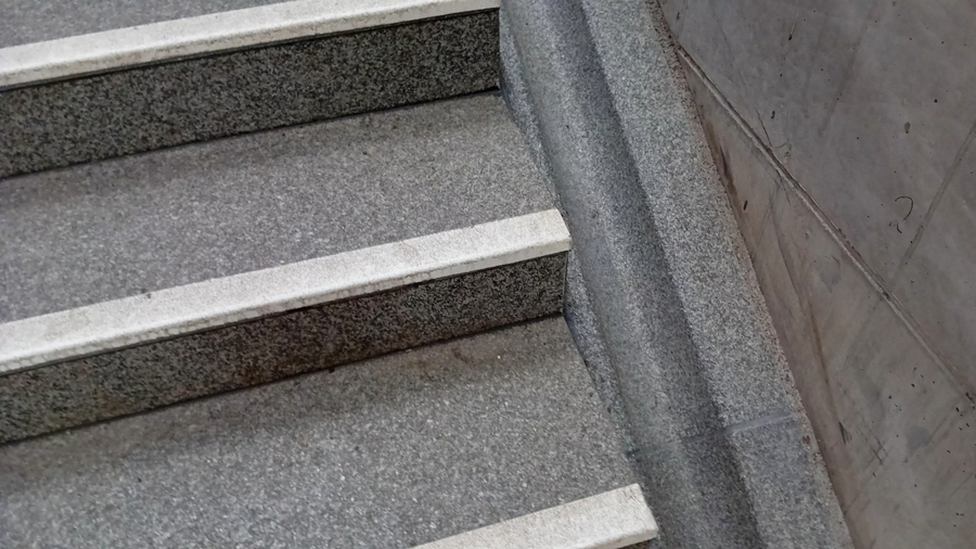   >>> Bahnsteig 4 - Hagen HBF - Komplett-Erneuerung - eine Ortsbegehung im Feb. 2026 -  Gut geworden - Bravo - Beste Grüsse an die ARGE IHT Balter von Ing. Goebel - Hagen