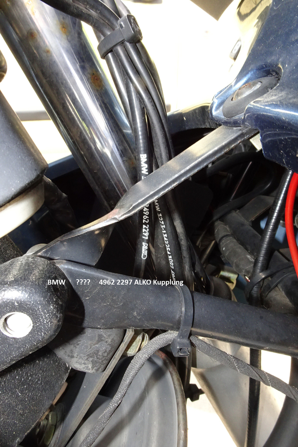 Austausch gerissener Kupplungs-Zug BMW R 1100 RS - Qualität aus Berlin Spandau 1999